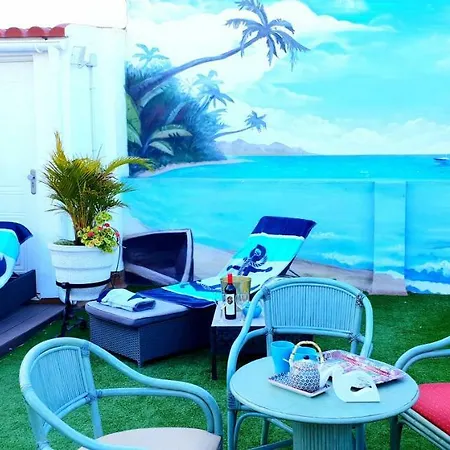 Blue Flat Center With Terrace Apartment